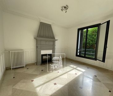 Maison • La Celle-Saint-Cloud - Photo 3