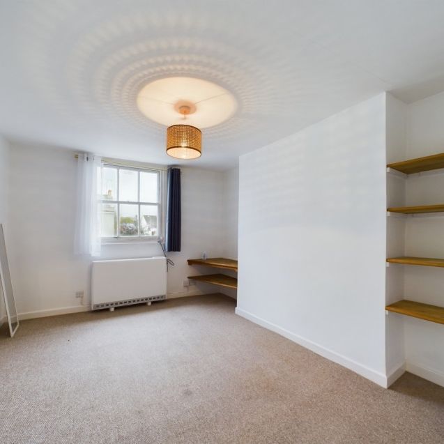 London Road, Cheltenham, Gloucestershire, GL52 - Photo 1