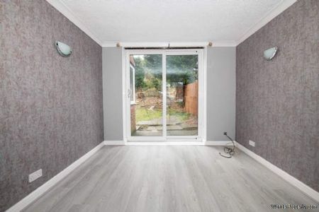 3 bedroom property to rent in Manchester - Photo 4