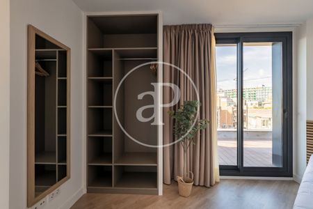 Apartment for rent in Eixample Esquerra, Barcelona - Photo 2