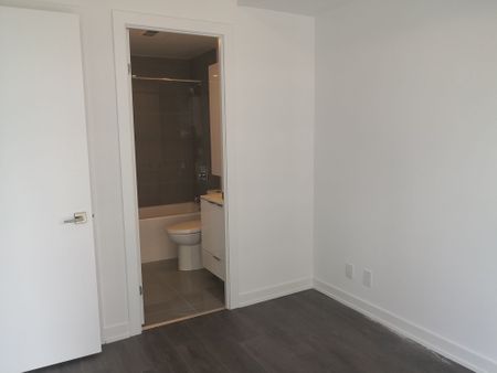 For Lease - 609 Avenue Road Unit# 1110, Toronto, Ontario - Photo 4
