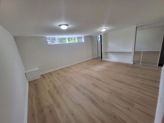 For Lease - 10 Johnson Road Unit# Lower, Aurora, Ontario - Photo 1