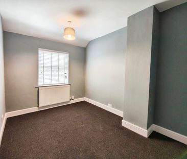 3 bedroom house to rent Station Road, Great Billing, Northampton, NN3 - Photo 2