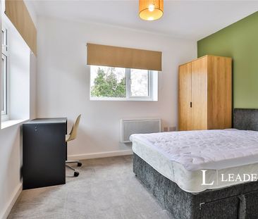 1 bedroom property to rent Kimmeridge Avenue, Poole, Dorset, BH12 - Photo 3
