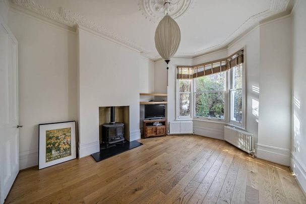 5 bedroom terraced house to rent - Photo 1