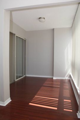 For Lease - 175 Cedar Avenue Unit# 214, Richmond Hill, Ontario - Photo 1