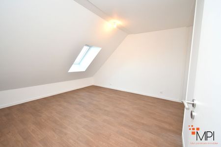 Location Appartement 3 pièces 71m² - Photo 4