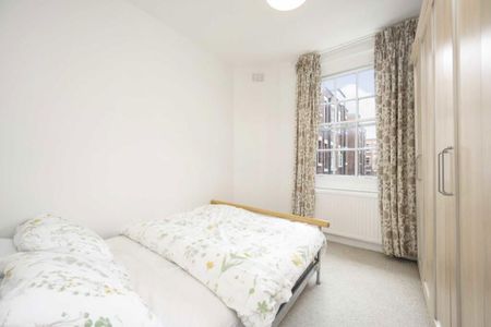 1 Bed Flat, Addison House, NW8 - Photo 2