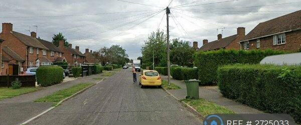 4 bedroom semi-detached house to rent - Photo 1