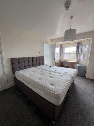 Iffley Road Room 2 Luya- Double Room W/Shower & S/Toilet - Photo 1