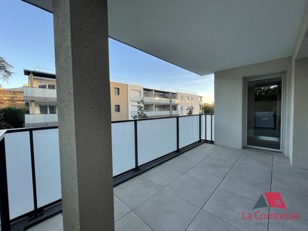 Location Appartement 3 pièces 65m² ROQUEVAIRE 13360 - Photo 5