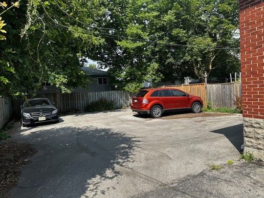 For Lease - 379 Wharncliffe Road Unit# Upper, London South, Ontario - Photo 1