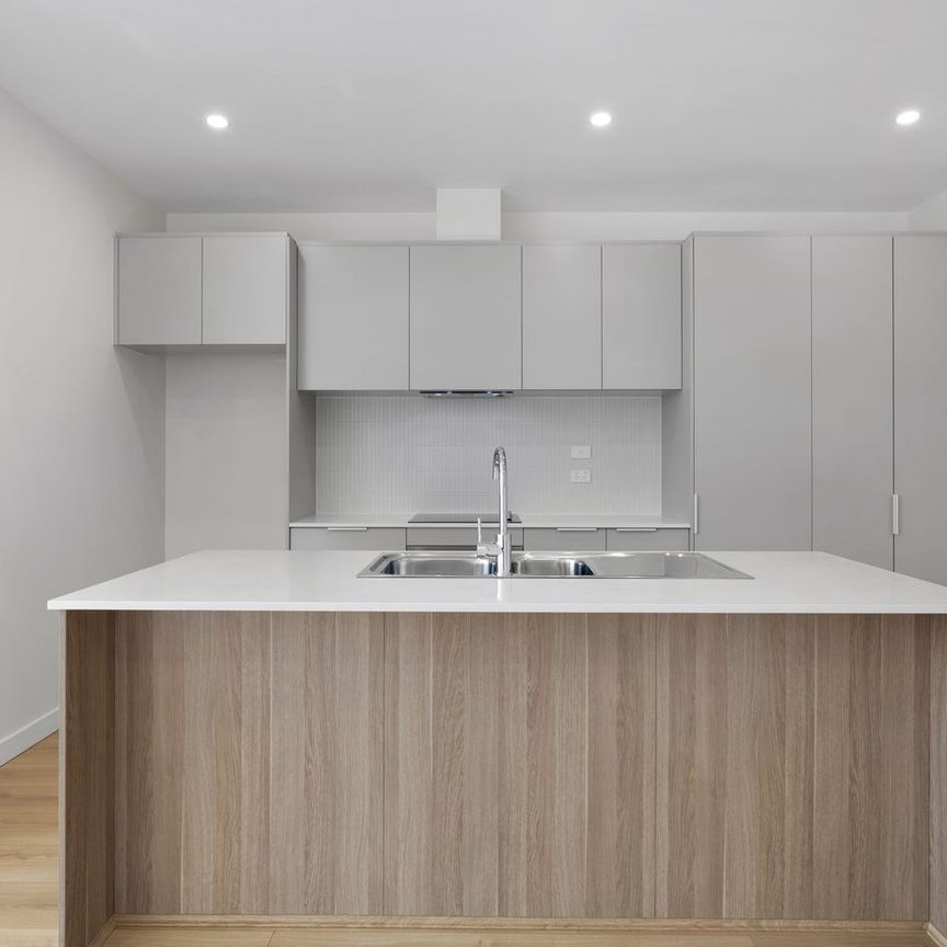 Modern 3 Bedroom Townhouse in Truganina! - Photo 1