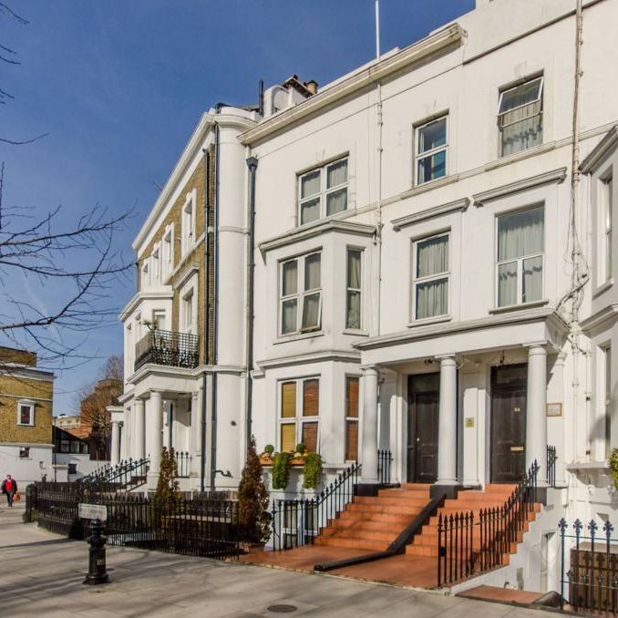 Flat 32 West Cromwell Road, Earls Court SW5 9QL - Photo 1