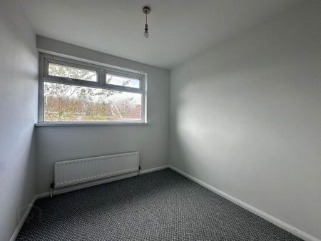 14 Pembrooke Court, Newtownabbey, BT36 5AD - Photo 3