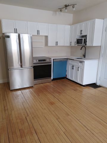 2008 Athol St, Regina - Photo 4