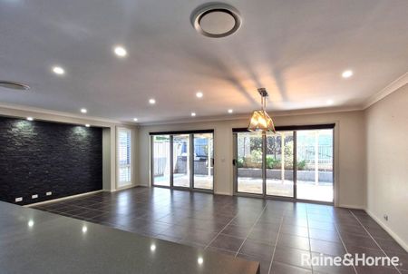 Spacious Modern Family Home in Glenfield - AVAILABLE NOW! - Photo 3