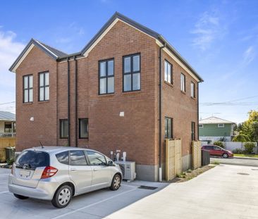 2/9 Marlene Avenue, Te Atatu South - Photo 1