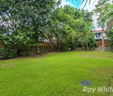 9 Glin Avenue, Newmarket QLD 4051 - Photo 4