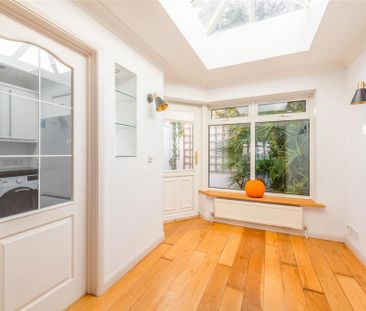 2 bedroom end of terrace house to rent - Photo 6