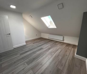 3 Bed Flat, Hartley Road, CR0 - Photo 5