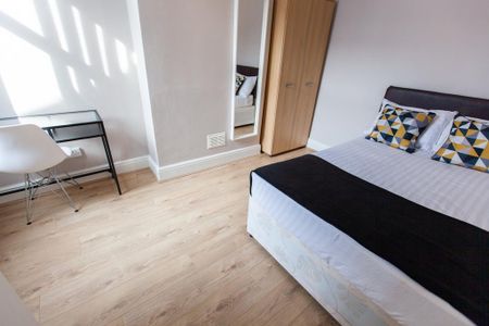 3 bedroom terraced house to rent - Photo 2