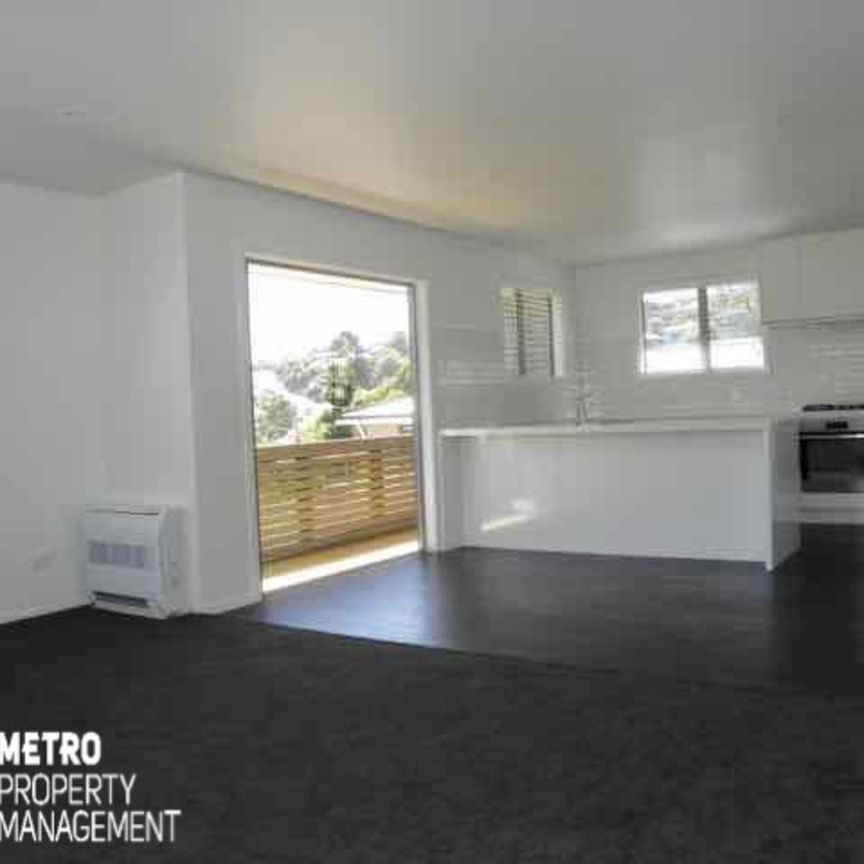 Modern Living in Kenmure - Photo 1