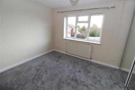 3 bedroom detached house to rent - Photo 5