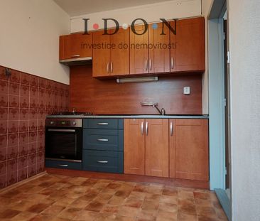 Pronájem bytu 2+1 43 m² - Photo 1