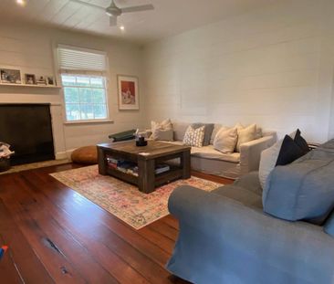 Country Living in Foxground - Photo 1