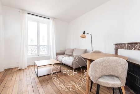 Rue Mathurin Régnier, - Photo 2