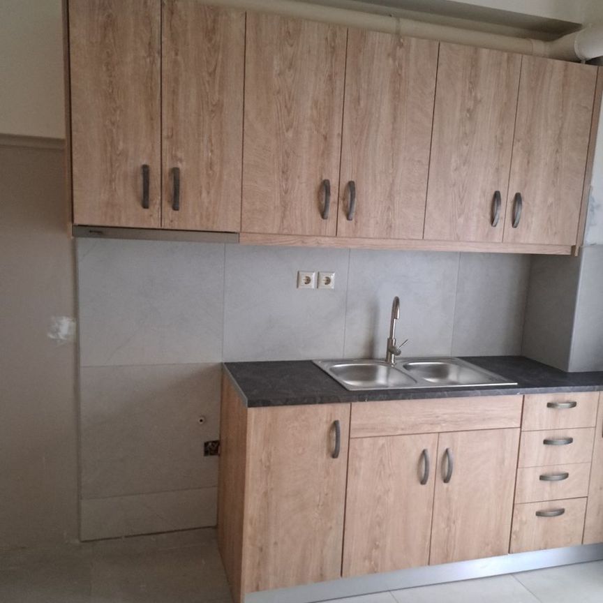 Studio/Γκαρσονιέρα για ενοικίαση - Καλλίπολη – Φρεαττύδα, - Photo 1