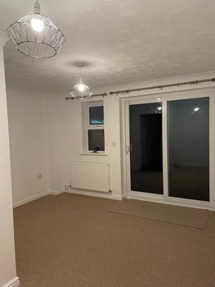 2 bedroom semi-detached house to rent - Photo 1