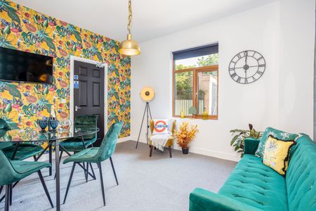 Old Hinckley Road, Nuneaton, CV10 0AB - Photo 2