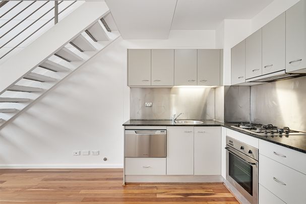 One bedroom apartment with two bathrooms - Photo 1