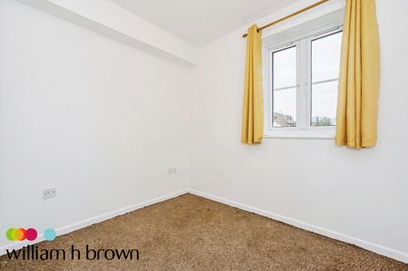 Lewes Close, Essex, Grays - Photo 2