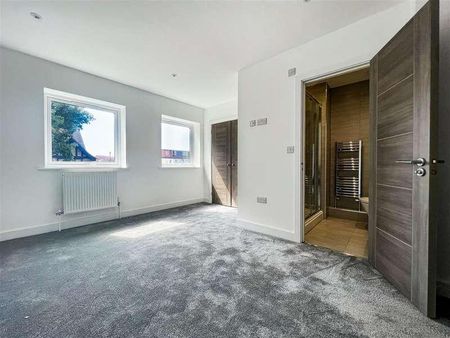 Compton Road, Portsmouth, PO2 - Photo 2