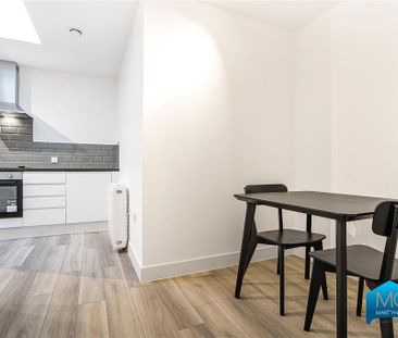 2 bedroom apartment to rent - Photo 6