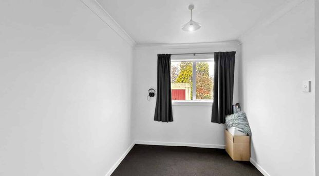 3 BEDROOM - GLENGARRY - Photo 1