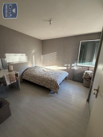 Location Appartement 2 pièces 48m² MONTCHANIN 71210 - Photo 3