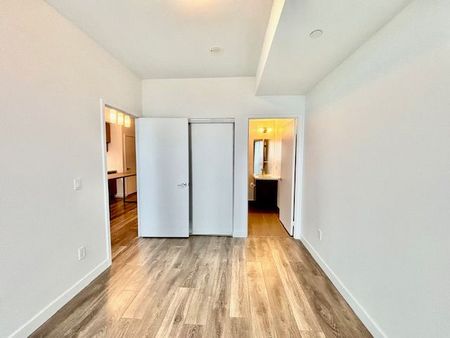 For Lease - 8 Eglinton Avenue Unit# 4112, Toronto, Ontario - Photo 2