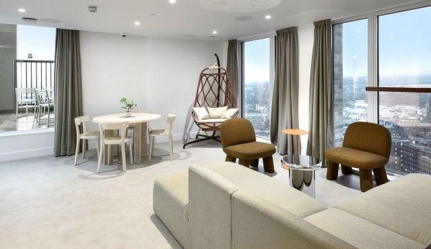 Studio to rent - Photo 1