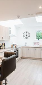 1 bedroom in a house share to rent - Photo 3