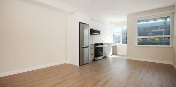 1 MONTH FREE! PET-FRIENDLY STUDIO APARTMENTS W/ AC @ RENFREW VILLAGE! - Photo 2