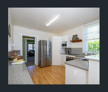 Two Bedroom Home with Extra Space - Photo 3