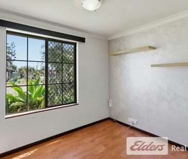 3 x 1 with Ducted Air conditioning & Powered Workshop! - Photo 4