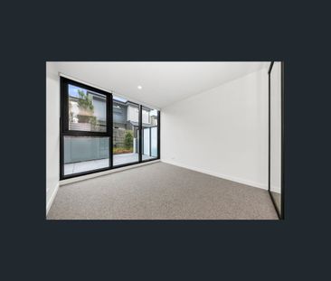 LINDEN AVENUE LIVING AT ITS BEST - Photo 5