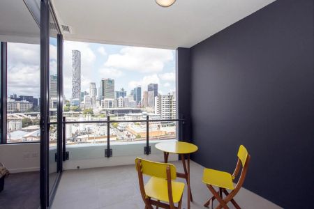 Luxurious Apartment in South Brisbane! - Photo 5