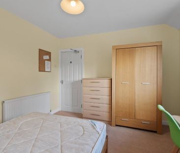 5 bedroom semi-detached house to rent - Photo 3