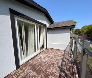 For Lease - 37 1/2 Cumberland Street, St. Catharines, Ontario - Photo 2